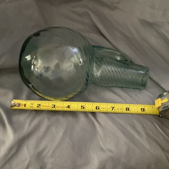 Vintage glass vase pitcher - Picture 10 of 10